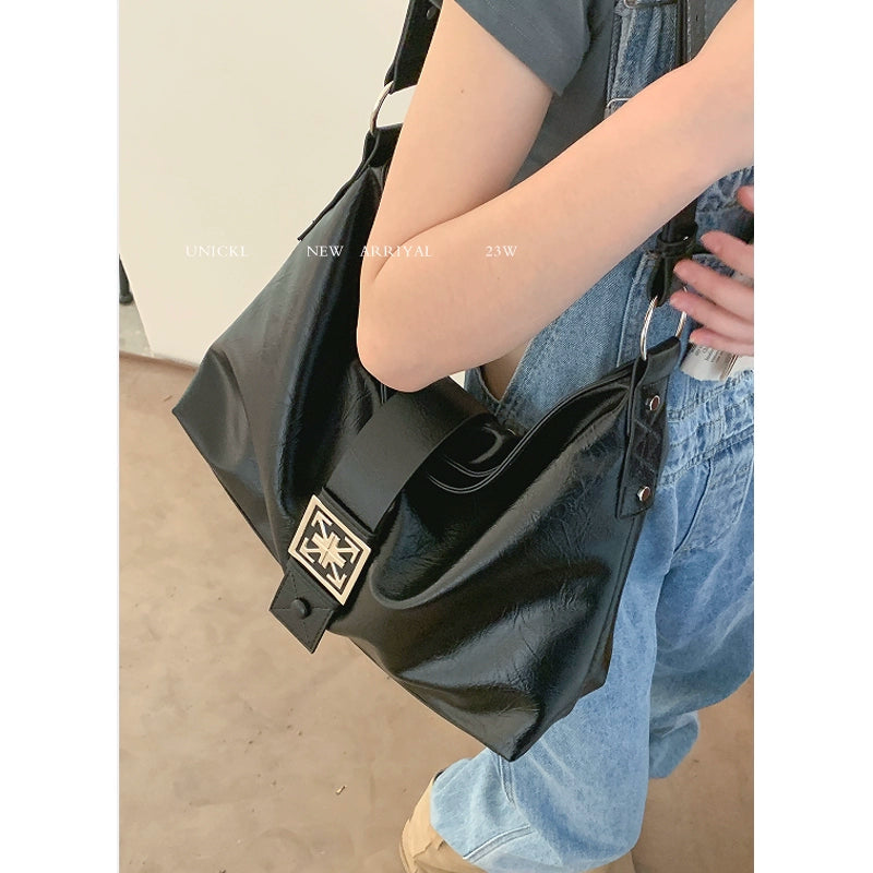 Original Niche Underarm Bag - 2023 Trendy South Korean Tote with Large Capacity Shoulder Messenger