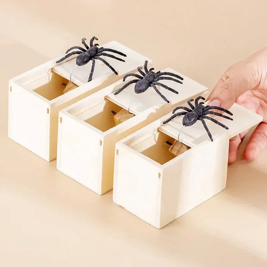 Wooden Prank Trick Practical Joke Home Office Scare Toy Box Gag Spider Kid Parents Friend Funny Play Joke Gift Surprising Box